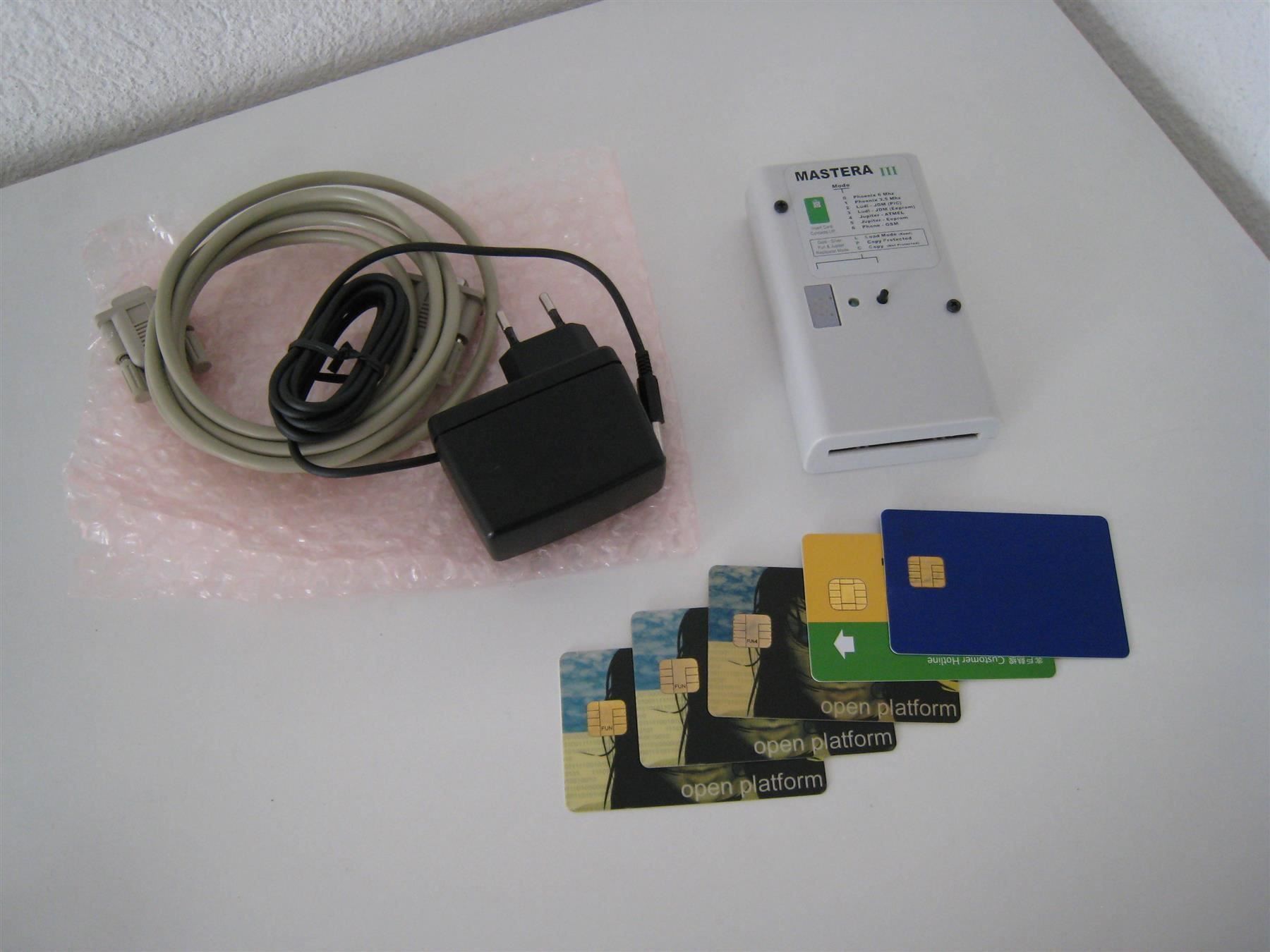 Technique de radiocom: ***** Mastera III Smartcard programmer – Neuf (Voir description) à Villaz-St-Pierre par Ubid