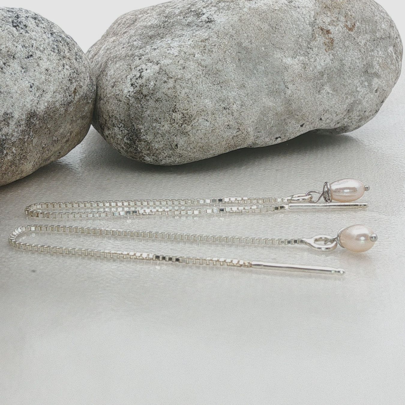 Olga Ribler Orecchini pendenti & Orecchini a lobo: Kettenohrringe mit Perlen in Silber 925 – Nuovo (secondo la descrizione) da Luzern venduto da Schmuckoutlet 1