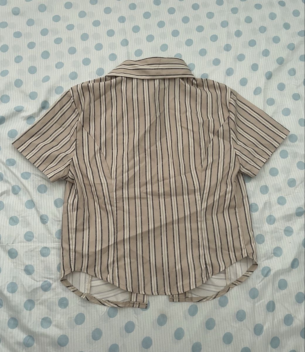 Shein Camicette: Bluse – Usato da Wohlenschwil venduto da chi_k9ds 1