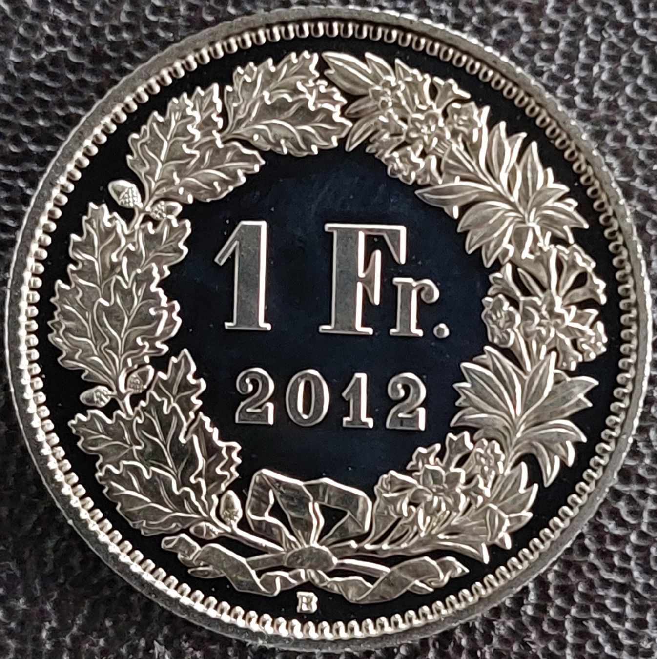 Tutti le monete: 1 Franken 2012 stgl. / aus Münzsatz – Nuovo (secondo la descrizione) da Arch venduto da coinsandmore