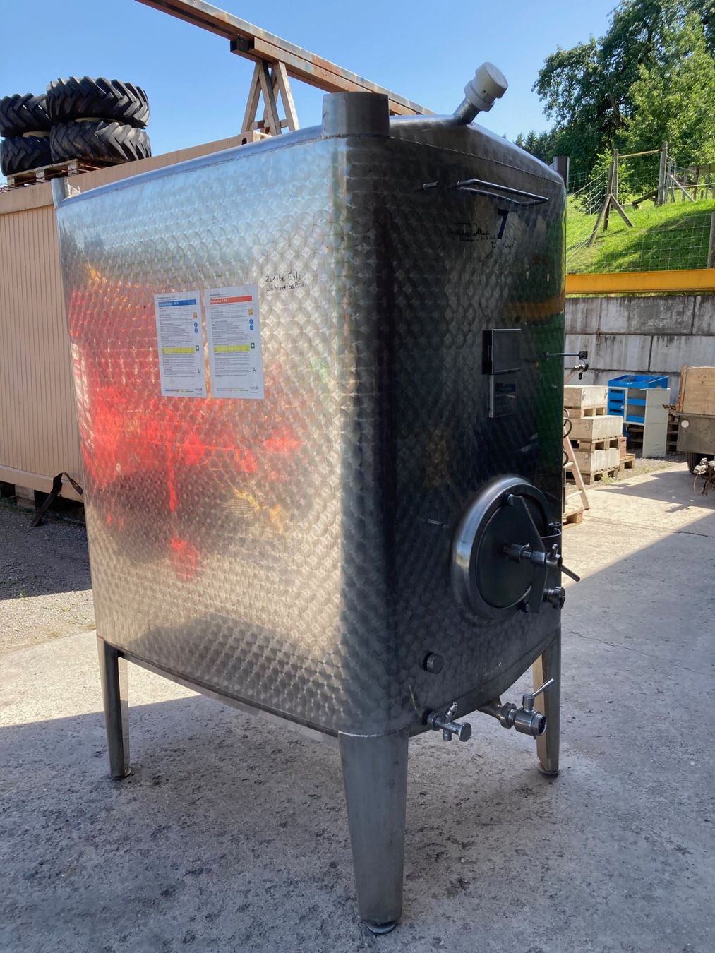 Tränken & Tröge: Chromstahltank – Gebraucht aus Wilen Gottshaus von Susul-1 1