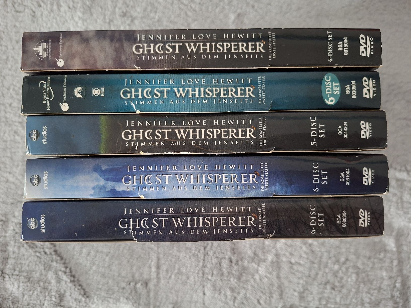 Tutti i DVDs: GHOST WHISPERER STAFFEL 1 - 5 – Usato da Aesch BL venduto da Burschi59 1
