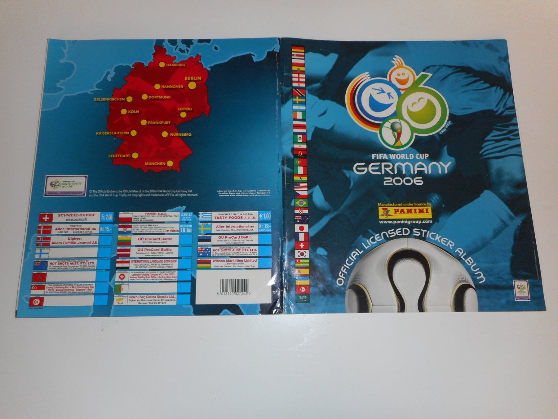 Panini Alben: Panini WM Album Germany 2006 komplett NR. 2 mit Messi – Gebraucht aus Cham von Paniniworld