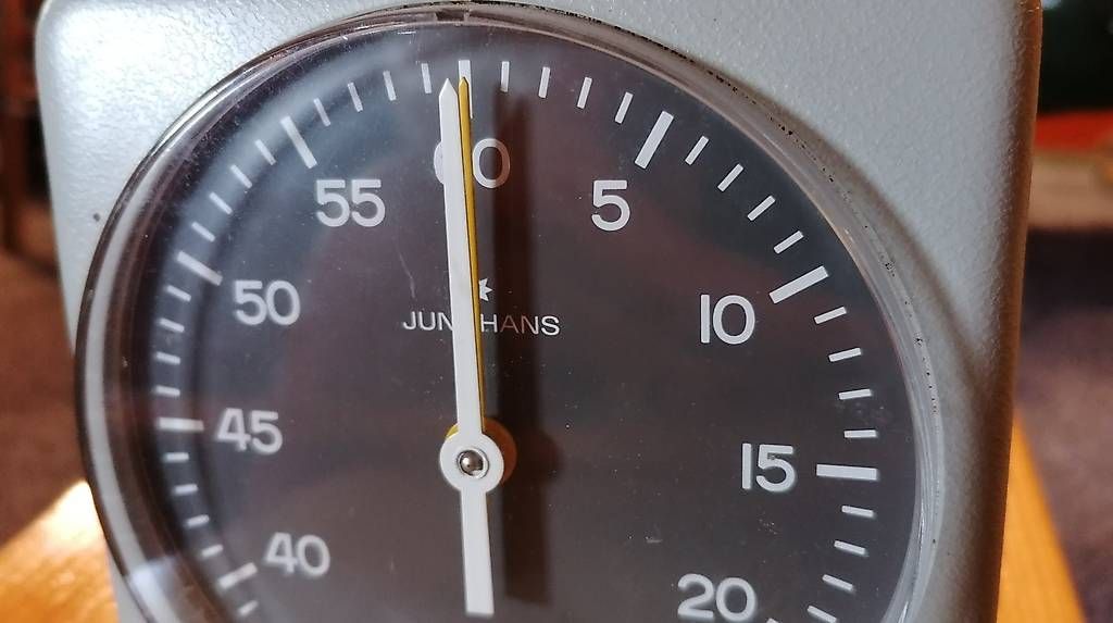 Junghans Orologi: Junghans Timer aufziehbar – Usato da Stüsslingen venduto da Sandsalz 1