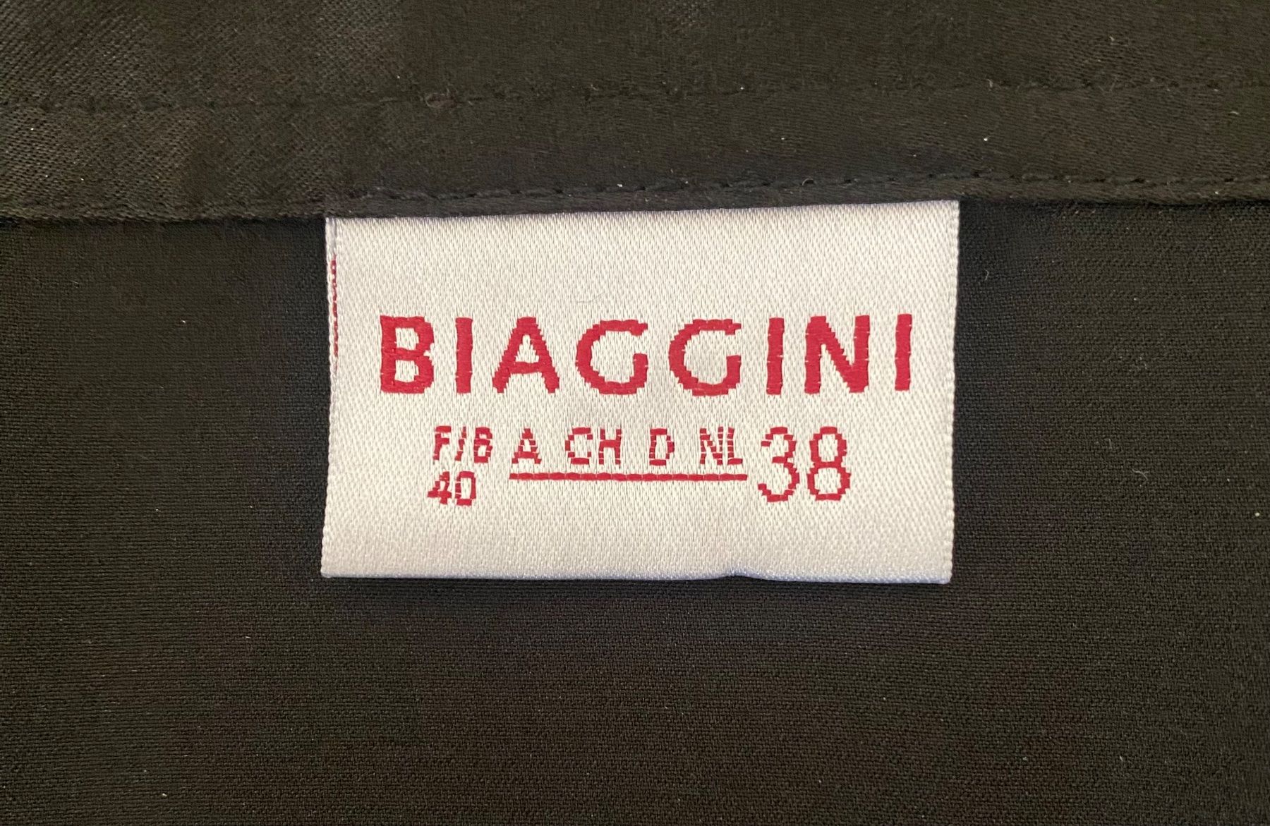 Blusen: Satin-Bluse in Schwarz, Gr. 38 – Gebraucht aus Zürich von Maria2021 3