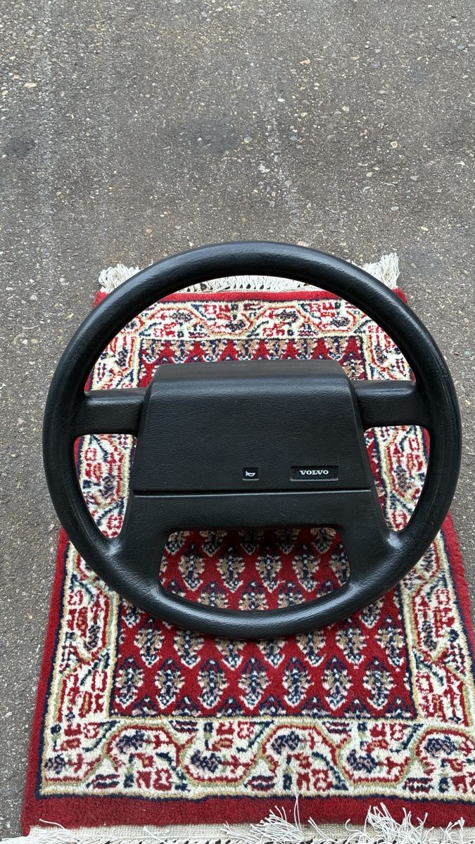 Volvo Toutes les pièces auto: Lenkrad Volvo 240 – D'occasion à Niederlenz par SciroccoUrquattro