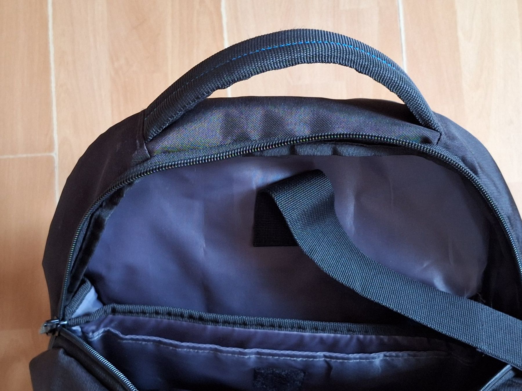Sacs à dos: Laptop-Rucksack / Universal Rucksack – D'occasion à Eriswil par corolla05 2