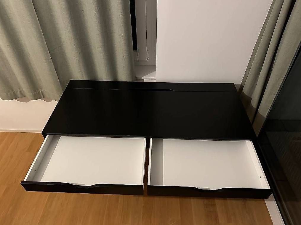 Scrivanie: Schreibtisch mit Schublade – Usato da Zürich venduto da mel_6080 4