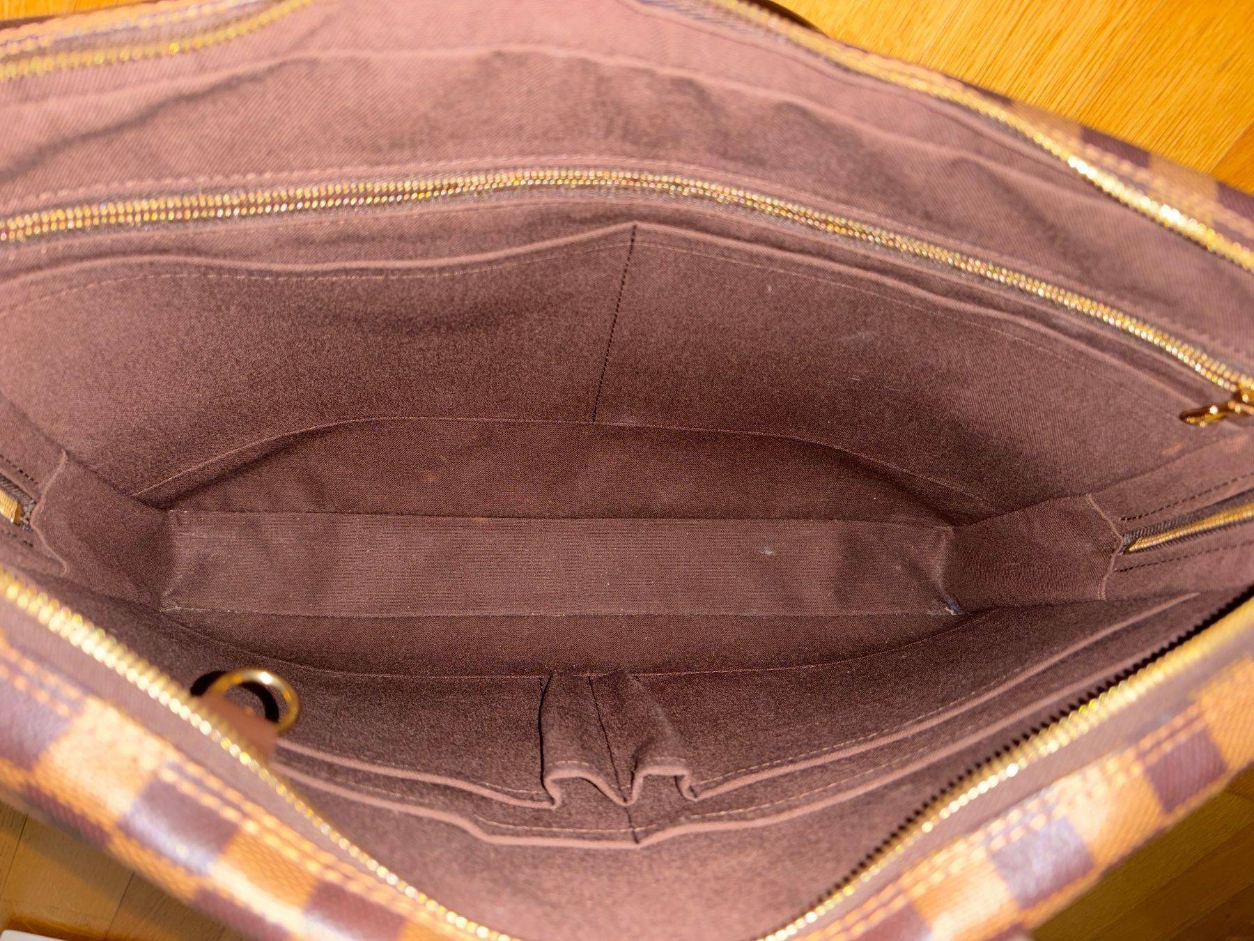 Taschen: Louis Vuitton Porte Documents Voyage Damier Tasche – Gebraucht aus Luzern von schuhparadies159 6