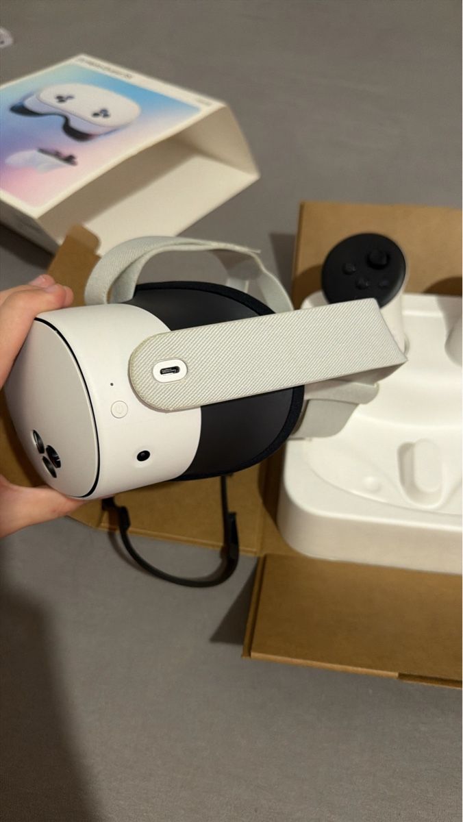 Meta Casque VR: Meta Quest 3S 128 GB – D'occasion à Marly par Lennna 2
