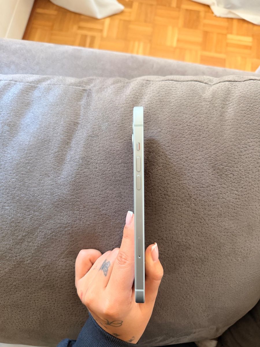 Apple Handys / Smartphones: Apple iPhone 15 Plus hellblau – Gebraucht aus Volketswil von Bachmann7 2
