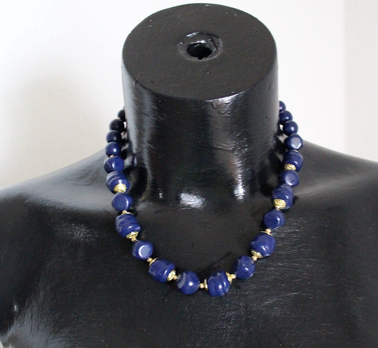 Ketten: Modeschmuck Kette, Blau, Länge ca. 22 cm. – Gebraucht aus Locarno von madame-tus-sauds 4