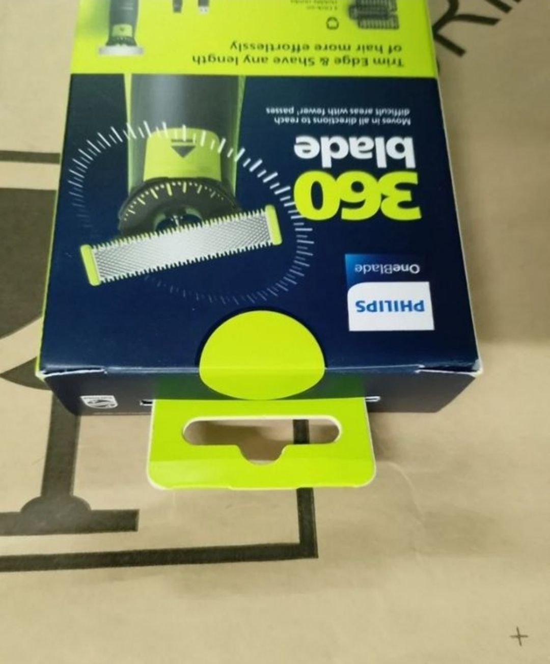 Philips Coupe: Philips OneBlade 360 Blade Trimmer NEW – Neuf avec emballage d'origine à Zürich par dev_5brj 2