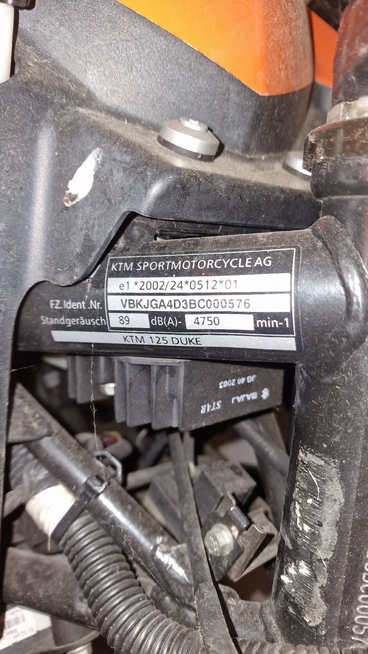 KTM Strasse: ktm  Duke125  – Defekt aus Bonstetten von gemmi8 3
