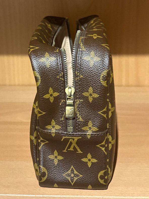 Louis Vuitton Kosmetikkoffer: Louis Vuitton Nécessaire PM Monogram Canvas – Gebraucht aus Zürich von phinder 5