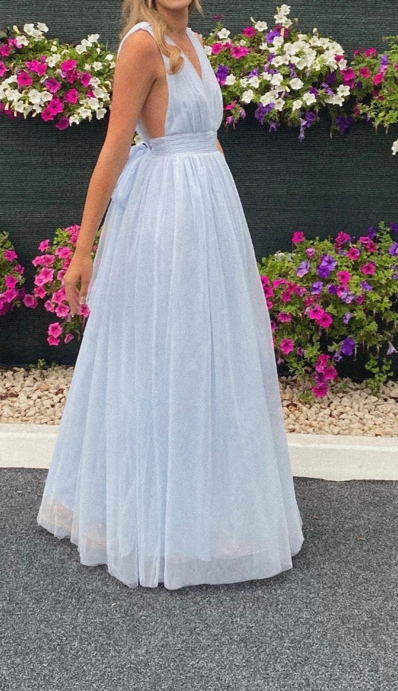 Robes: Kleid aus Tüll – D'occasion à Münsingen par aanci