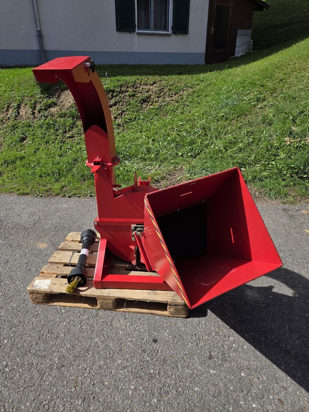Häcksler: Holzhacker, Holzhäcksler – Neu (gemäss Beschreibung) aus Unteriberg von Prinz011