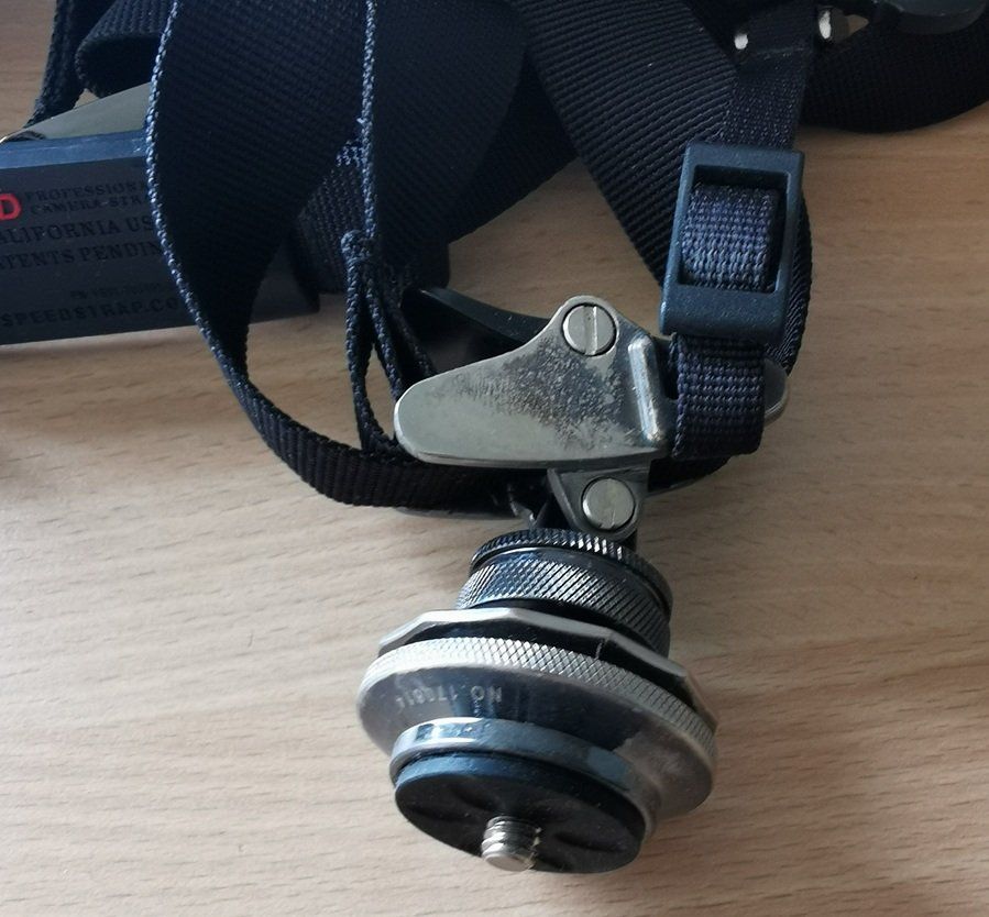 Autres vêtements & accessoires: FOTOSPEED Camera Strap – D'occasion à Wilen b. Wollerau par morethanmusic 3