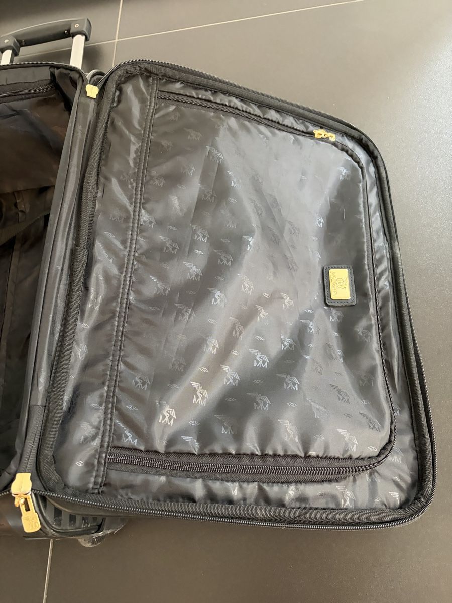 Maison Mollerus Reisekoffer: Maison Mollerus Trolley Handgepäck schwarz – Gebraucht aus Lachen SZ von isa_zq6c 2