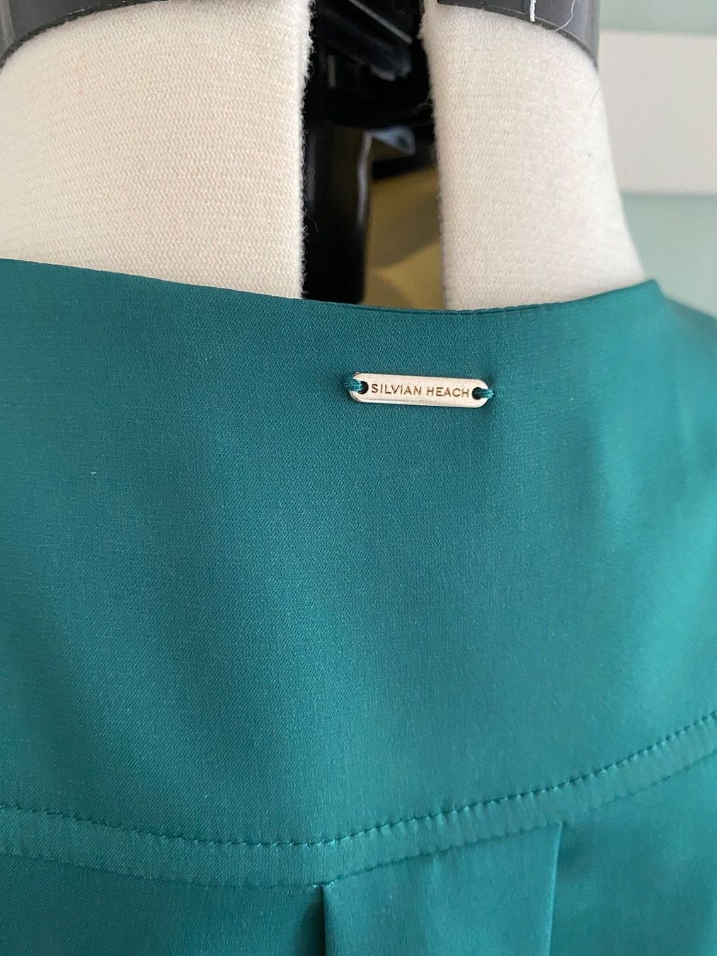 Vestiti: Satin- Kleid von Silvian Heach – Nuovo (secondo la descrizione) da Therwil venduto da Miss-Moneypenny67 3