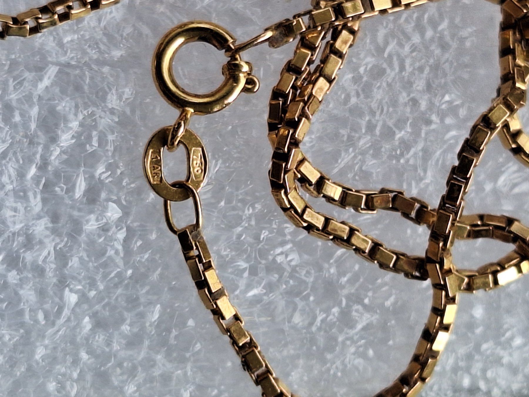 Colliers: Halskette Gold mit Kreuz 750 – D'occasion à Gerlafingen par Mo49 1