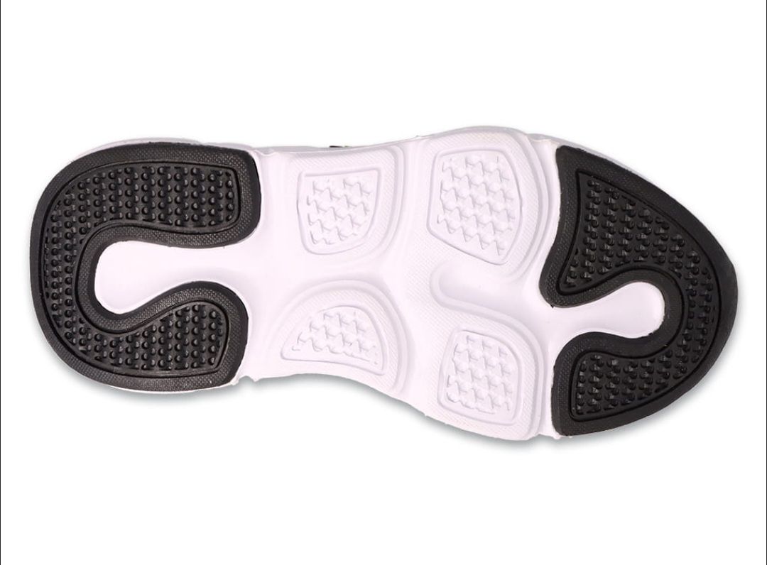 Schuhe für Jungen: Sportschuhe Gr. 27 - Neu – Neu und originalverpackt aus Flumenthal von KET25_ch 4
