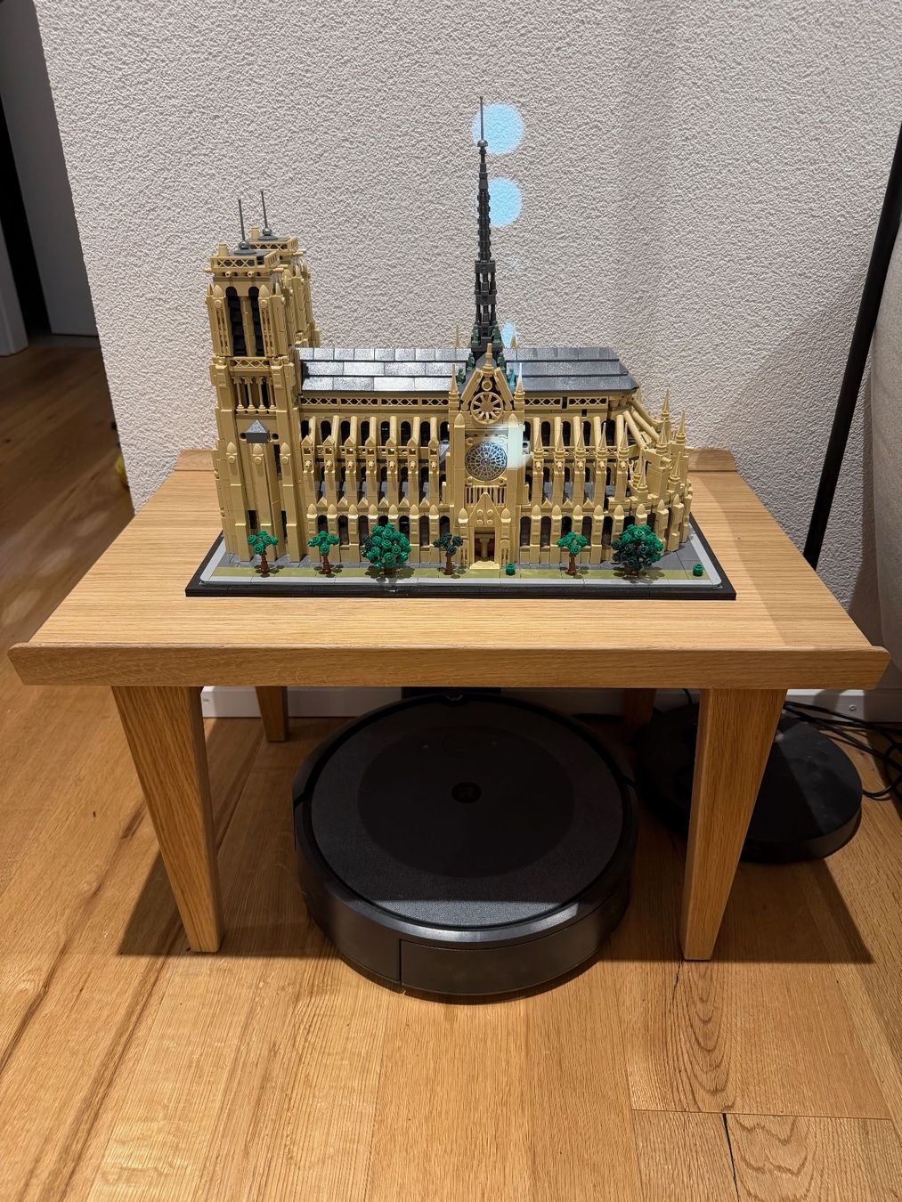 Ikea Tavoli: Small side table in a very good condition – Usato da Basel venduto da chr_7bnh 1