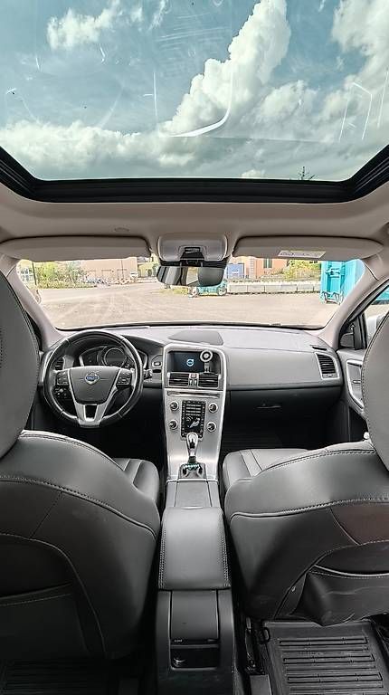Autos: Volvo XC60 T5 AWD Summum – Gebraucht aus Sursee von xos_78d8 3