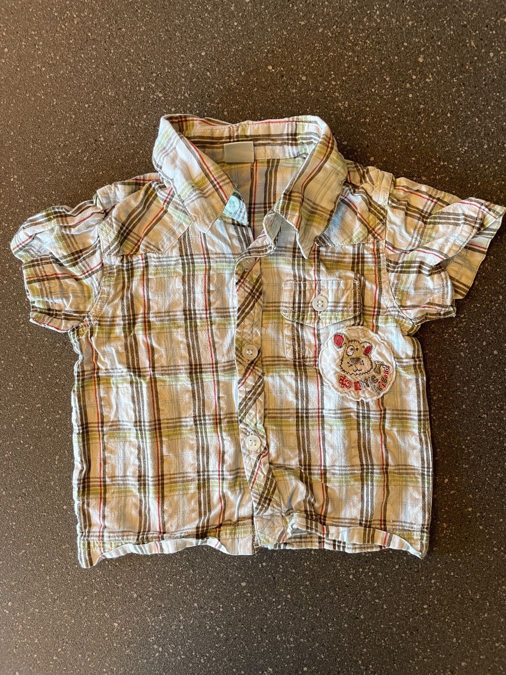 Hemden, T-Shirts & Polos: Hemd Kurzarm Grösse 68 – Gebraucht aus Embrach von Smart0