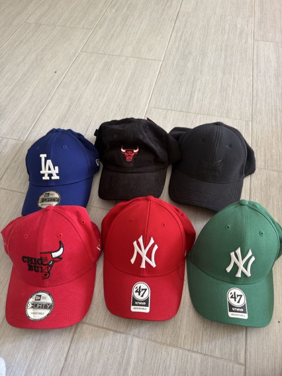 Hüte, Mützen & Caps: Caps  – Neu (gemäss Beschreibung) aus sursee von Valentinmara