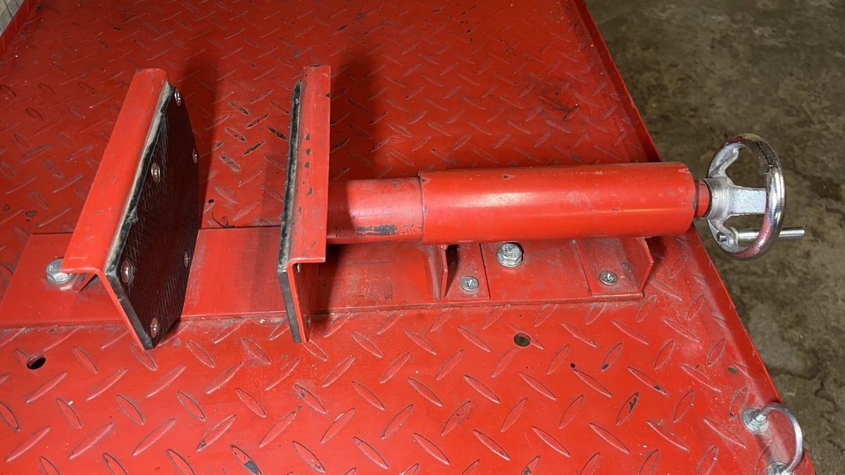 Lève-moto, crics: Motorrad Hebebühne – Défectueux à Gsteigwiler par .Remus 6