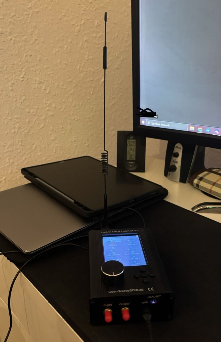 Radios: HackRF One – Gebraucht aus Zürich von AitanaMueller1 4