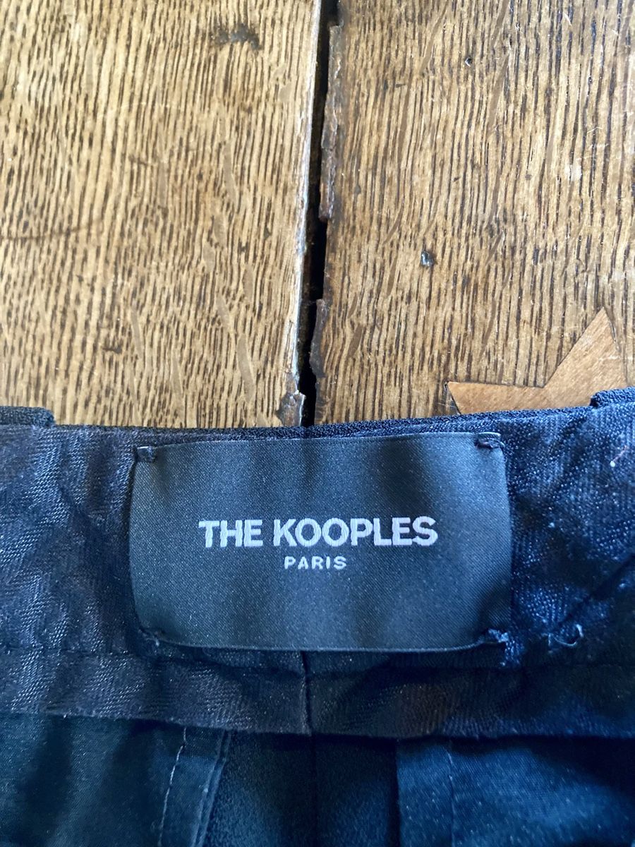 Kooples Pantaloni: Pantalon classe Kooples 34 XS – Usato da Arnex-Sur-Orbe venduto da cle_pz9f 1