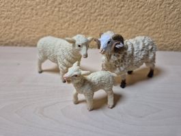 Süsse Schaf Familie, 3 Stück, Marke Safari