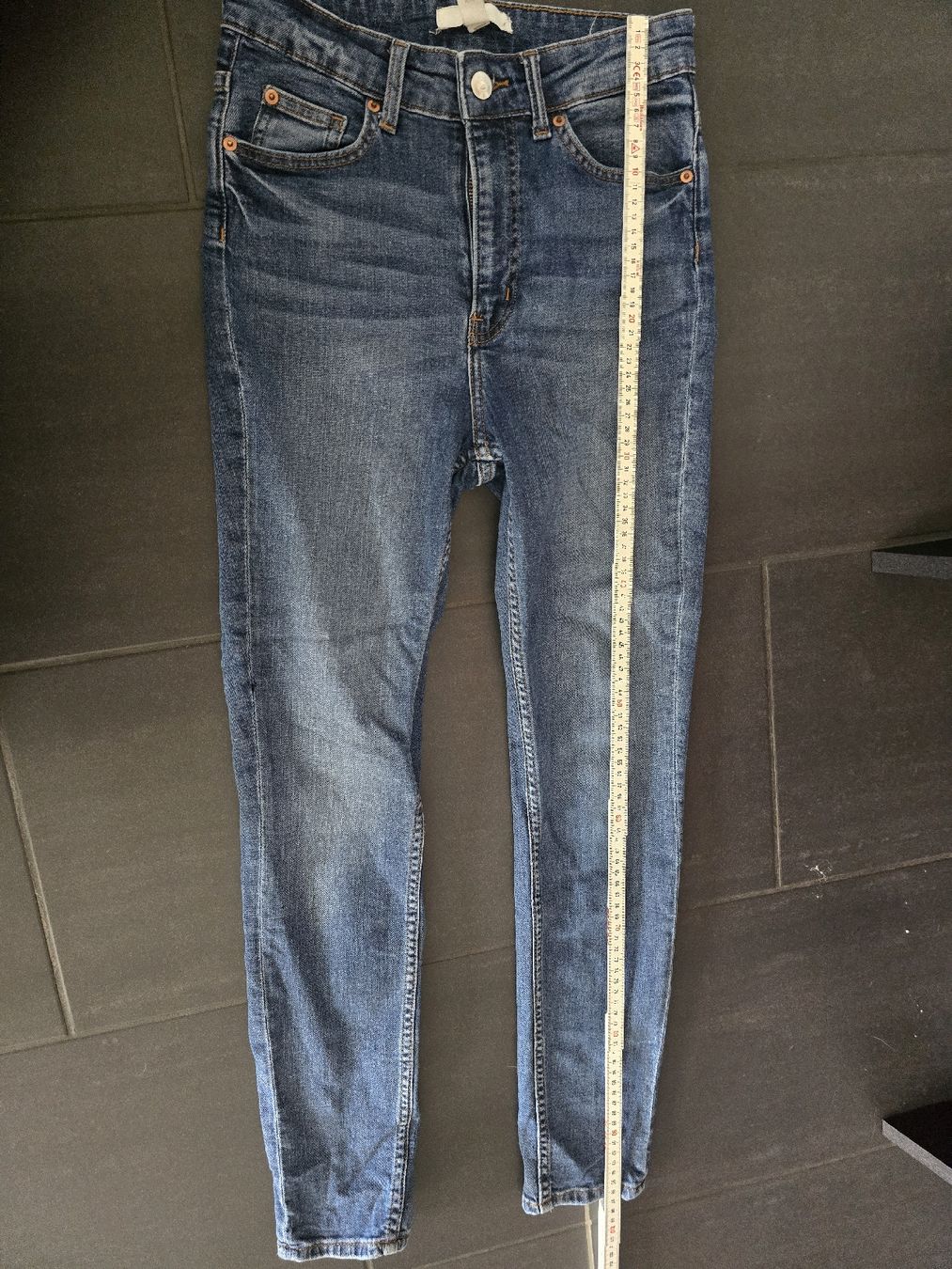 H&M Jeans: Damen Jeans gr.36 – Usato da Unterentfelden venduto da Panda-87 1