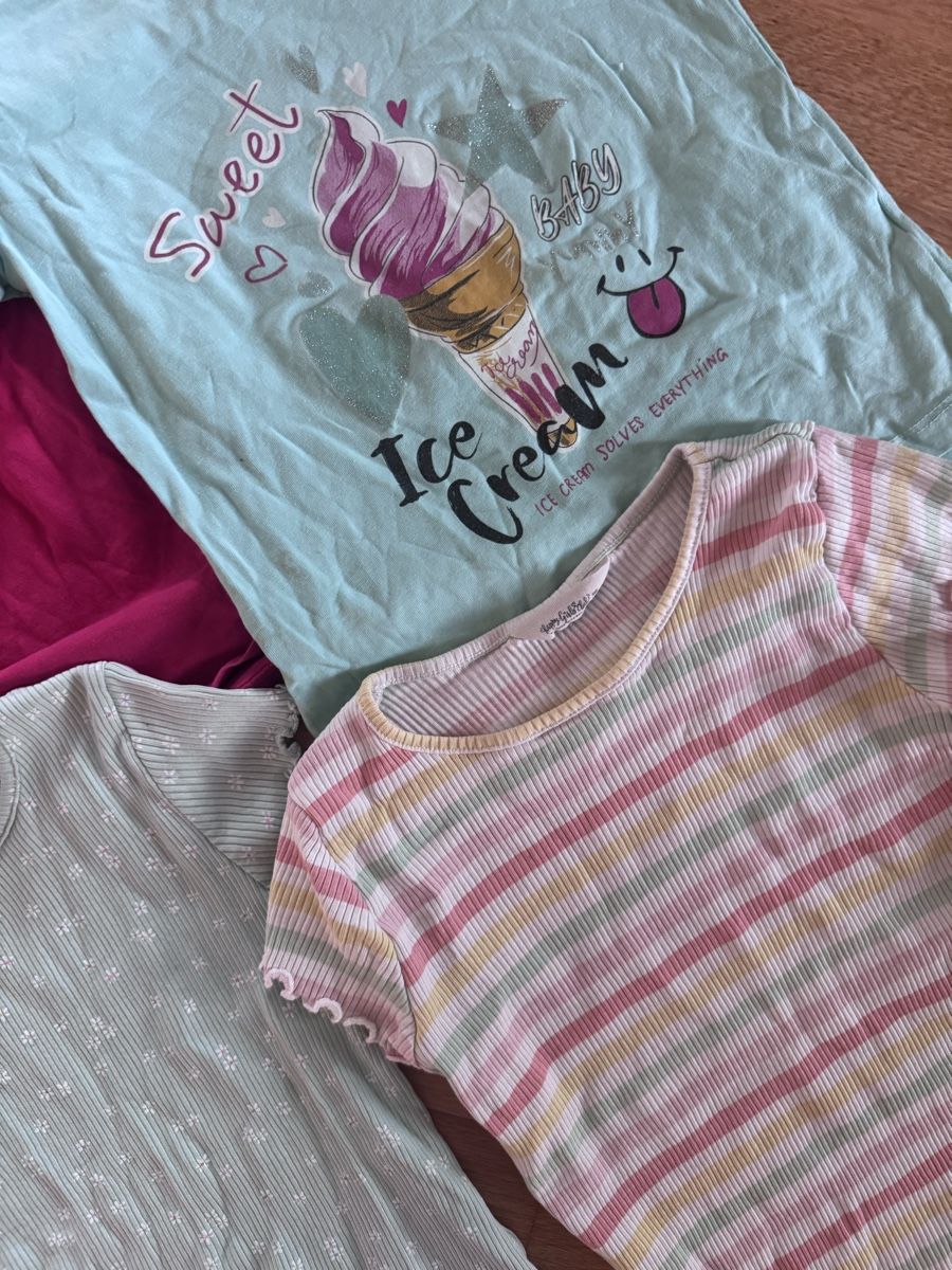 Blusen, T-Shirts & Tops: Mädchen Shirts 128/134 – Gebraucht aus Wädenswil von dorodi 3