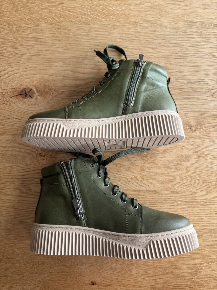 Scarpe da donna: Lederboots dunkelgrün Gr 40 – Usato da Allschwil venduto da Frida015 3