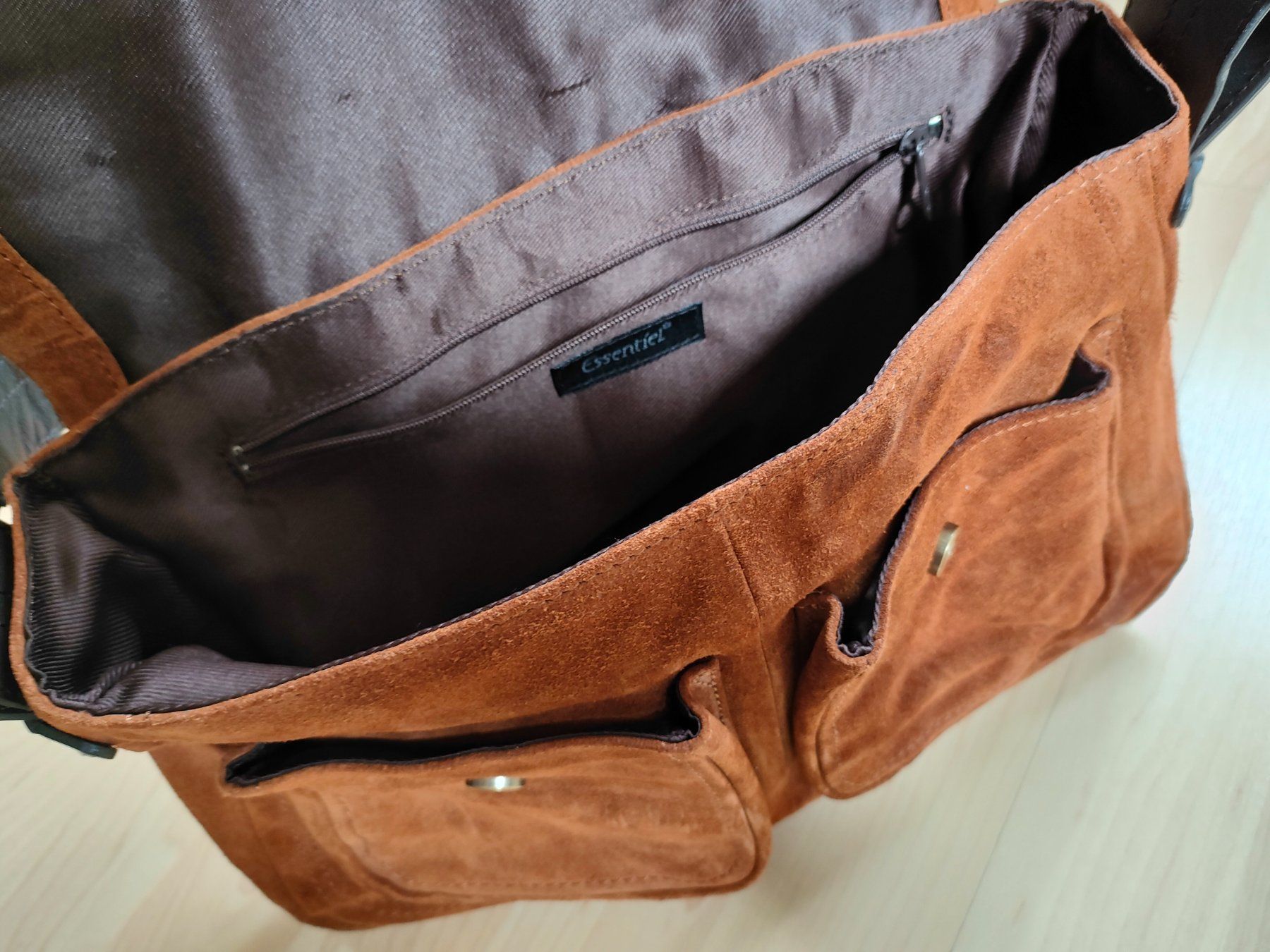 Essentiel Antwerp Borse da donna: Tasche von ESSENTIEL ANTWERP – Usato da Adliswil venduto da Vimovi 1