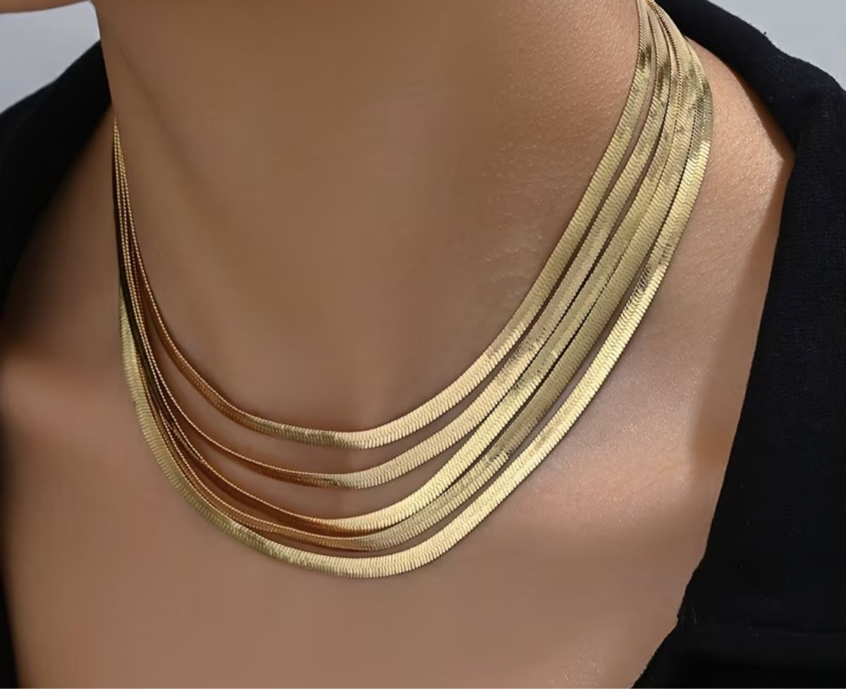 Catenine: Chic Collana - metallo oro-ideale per regalo – Nuovo e nell'imballaggio originale da Gordevio venduto da LanaZimm 1