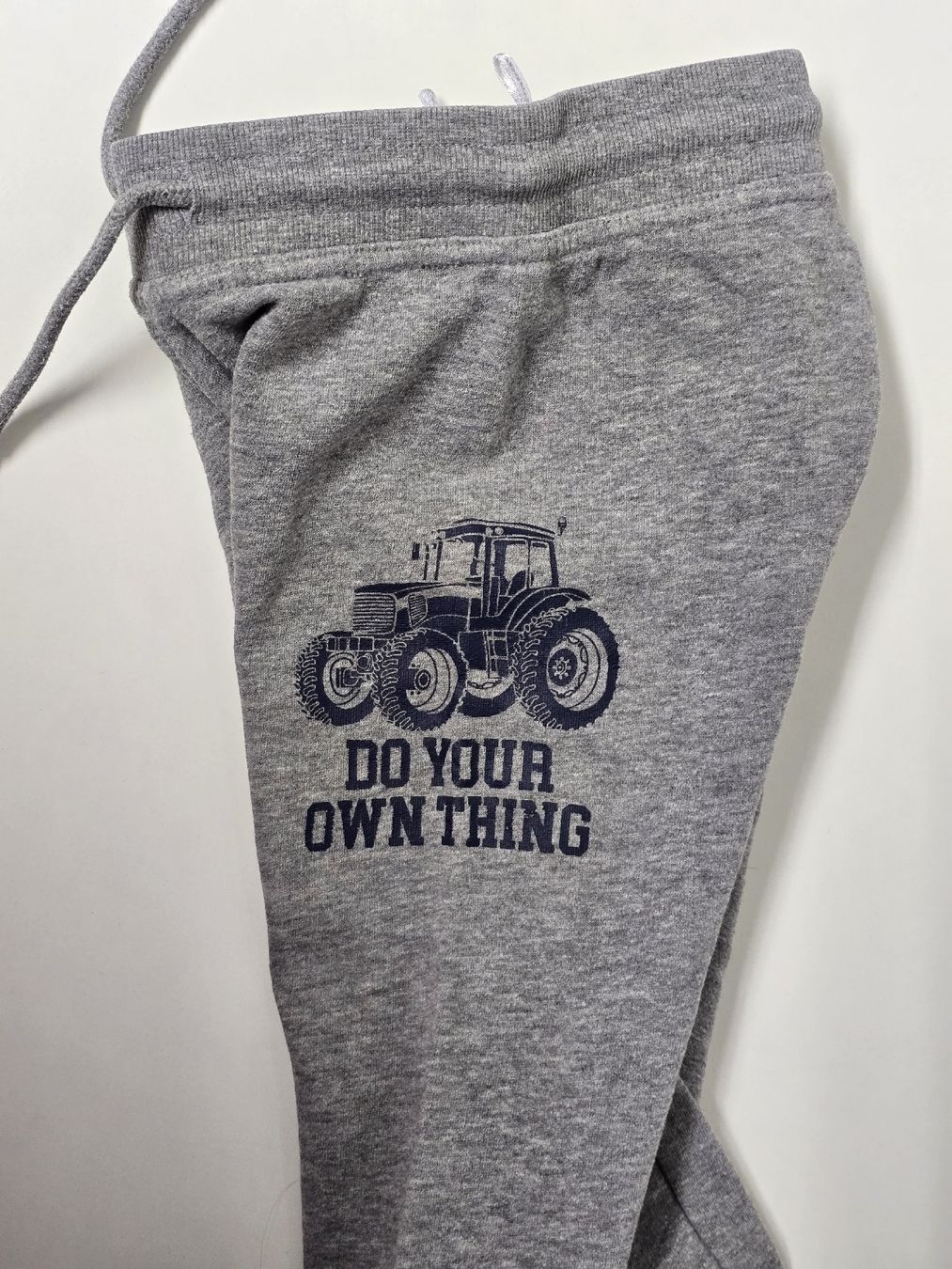 C&A Hosen: C&A Jogginghose Hose Gr. 92 Grau Traktor  – Gebraucht aus Teufenthal AG von thuzsu 2
