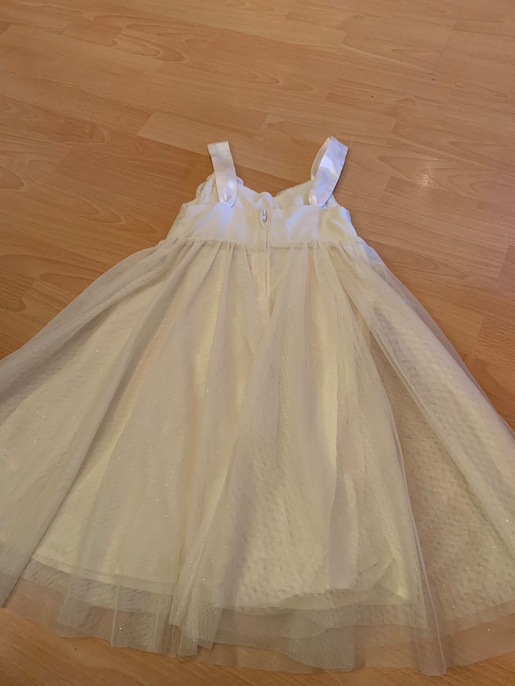 H&M Kleider & Röcke: Jolie robe de fête -  taille 128 – Gebraucht aus MEYRIN von Gwendo10 1