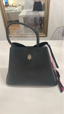 Elegante Tommy Hilfiger Handtasche - Zeitlos & Schick!