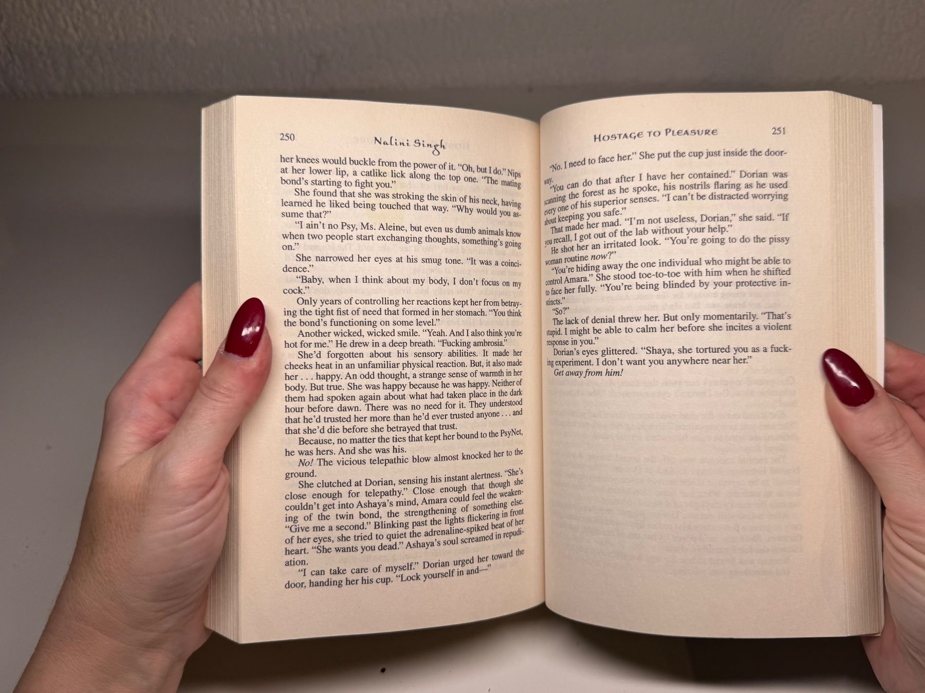 Bücher: NOVEL: Nalini Singh, Hostage to Pleasure – Gebraucht aus Grosswangen von English_books 7