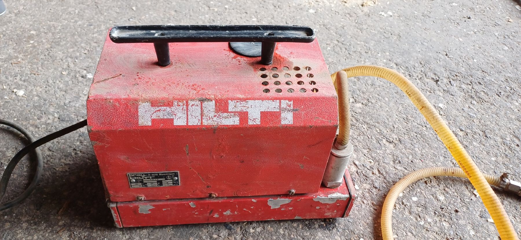 Accessori da laboratorio: Hilti Vakuumpumpe TF 63 – Difettoso da Au TG venduto da aatec_105 5