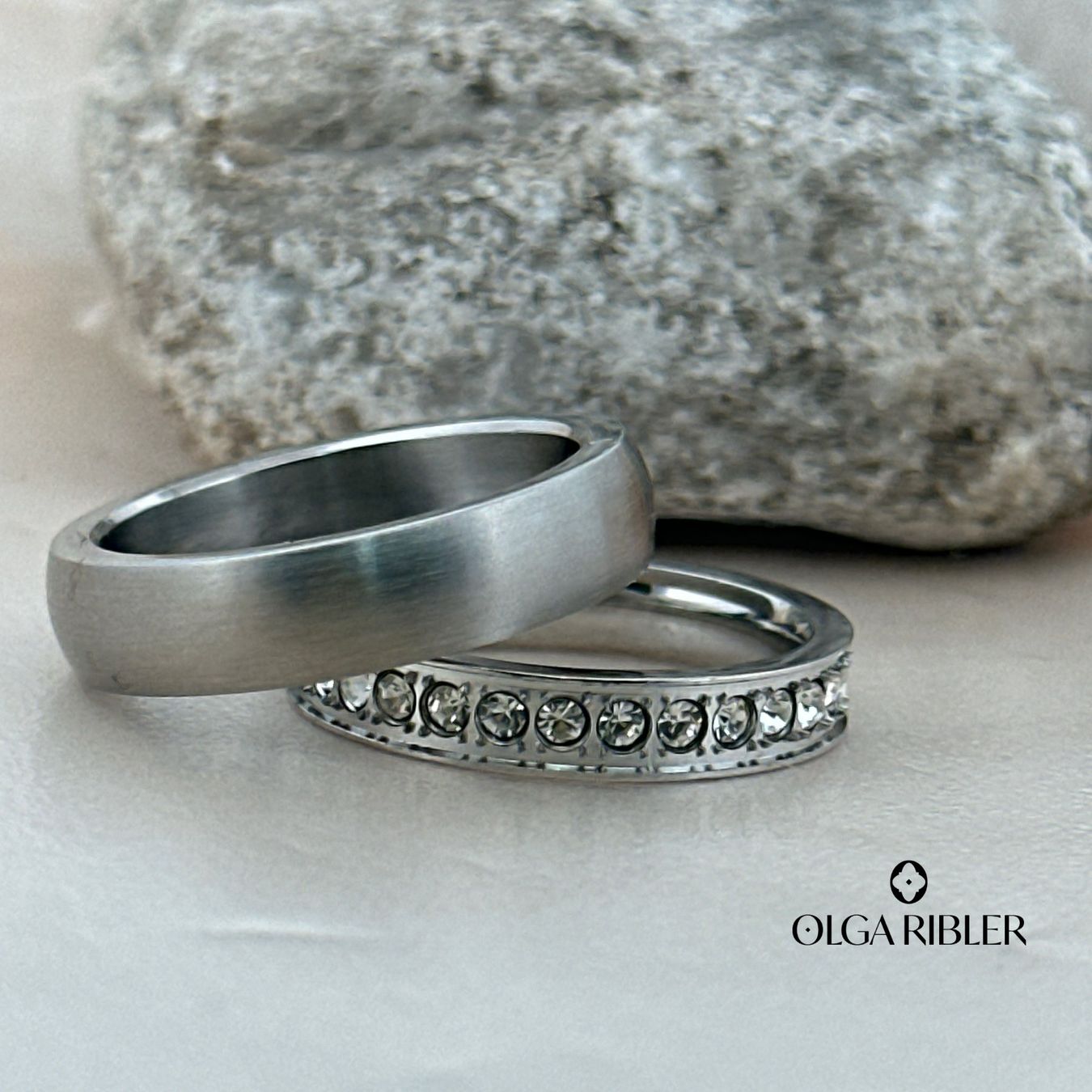 Olga Ribler Anelli: Edelstahl und Titan Ring Set 2 Ringe – Nuovo (secondo la descrizione) da Luzern venduto da byolgaribleroutlet 1