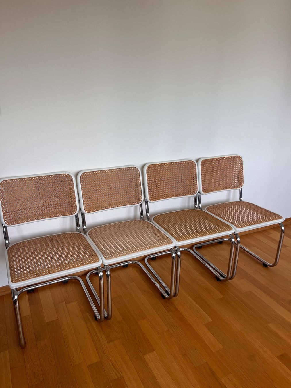 Thonet Sedie: Thonet Freischwinger S 32 V – Usato da Pratteln venduto da waenavarwen