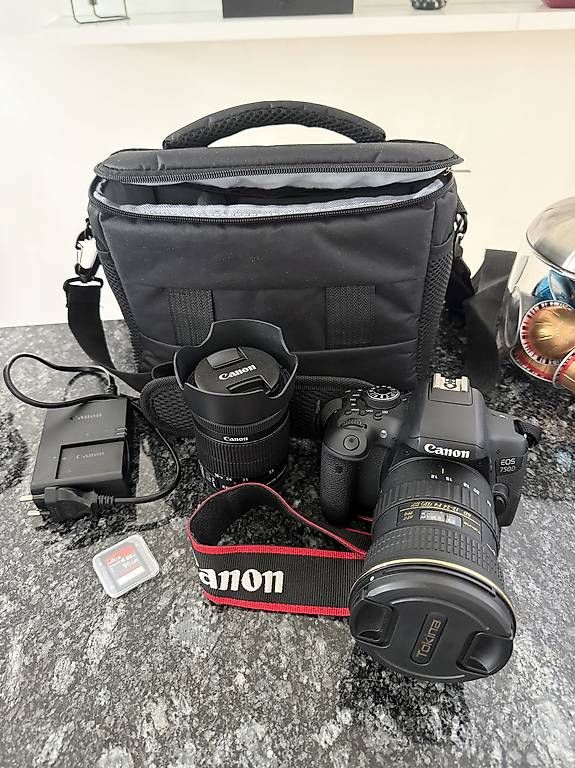 Fotocamera: Canon EOS 750D mit 2 Objektiven, 2 Akkus – Usato da Chur venduto da gbo_57bt