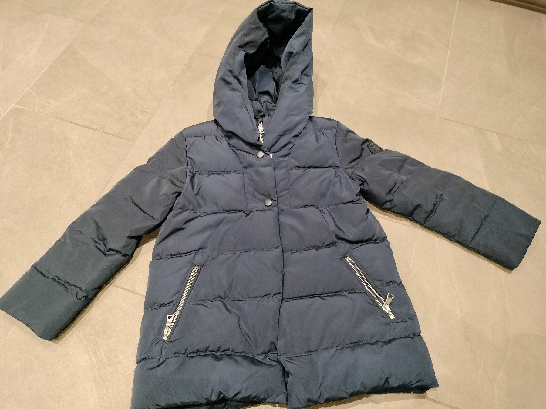 C&A Giacche & Cappotti: Winterjacke Mädchen Grösse 128 – Usato da Neftenbach venduto da TheKringel