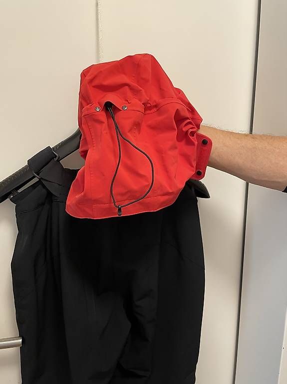Jacken: Skijacke – Gebraucht aus Oberwil BL von ramos01 3