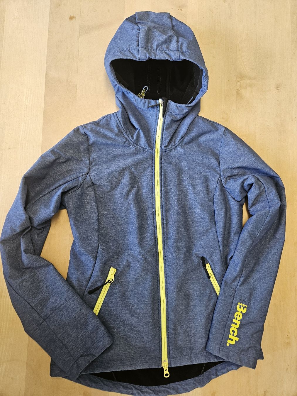 Bench Jacken: Softshell Jacke Bench, Damen Gr. S – Gebraucht aus Langnau i. E. von cs_christina
